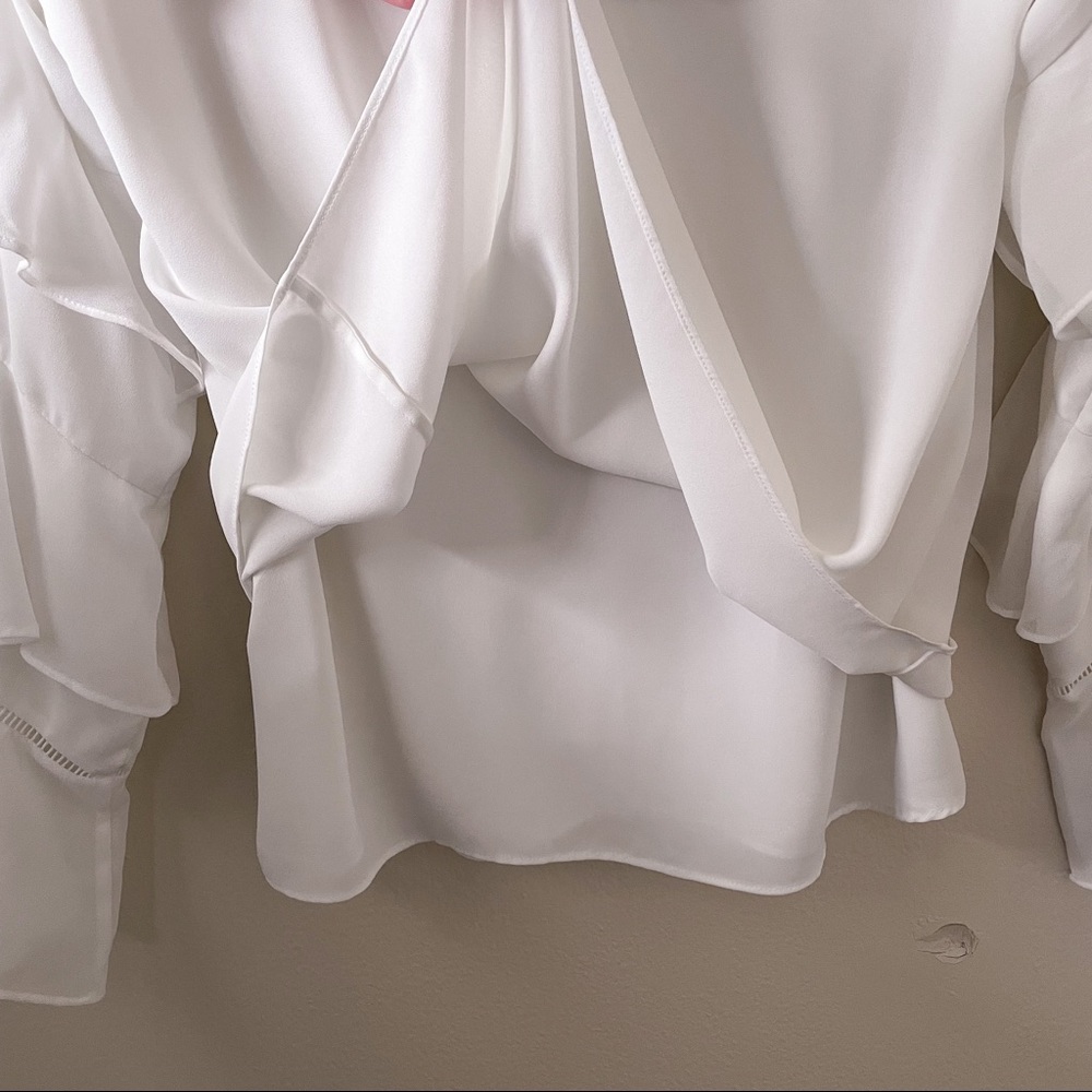 White House Black Market Blouse - Picture 8 of 9